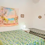 Casa vacanze Lovely Home In Augusta