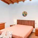 Casa vacanze Lovely Home In Augusta